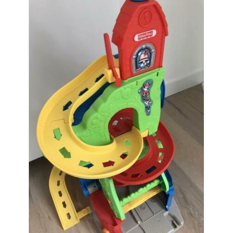 Super leuke racebaan/garage van Fisher-Price