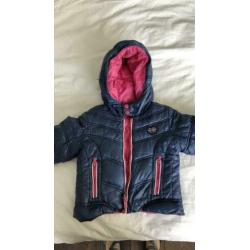 Winterjasje Hilfiger roze blauw mt 80