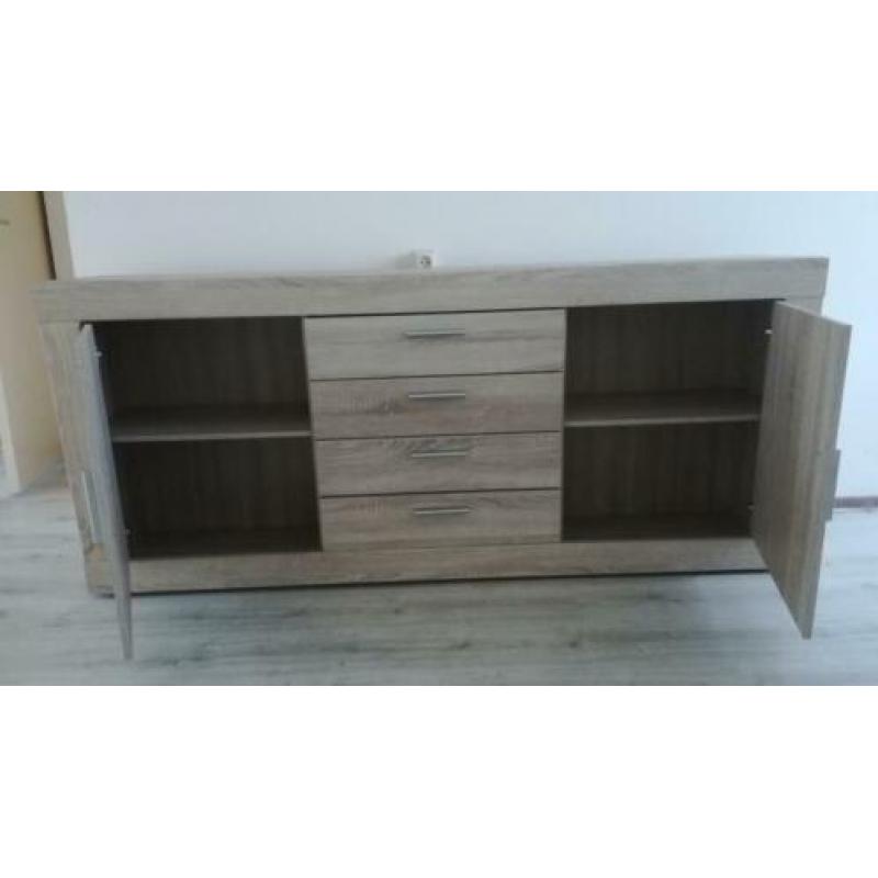 Licht houten dressoir (195×40×85)