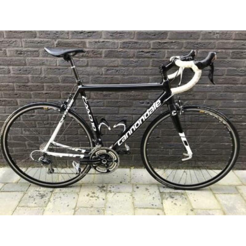 Cannondale CAAD10 met Shimano 105