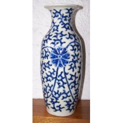 Chinese Kangxi vaas, blauw wit