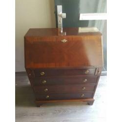 Antieke secretaire