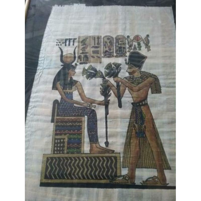 Schilderijen op papyrus uit egypte