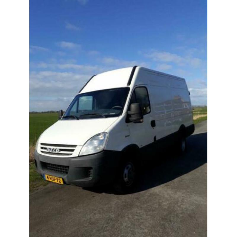 Iveco Daily 35c12 150pk!!!!