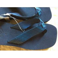 Reef Navy slippers maat 6=36(nieuw)