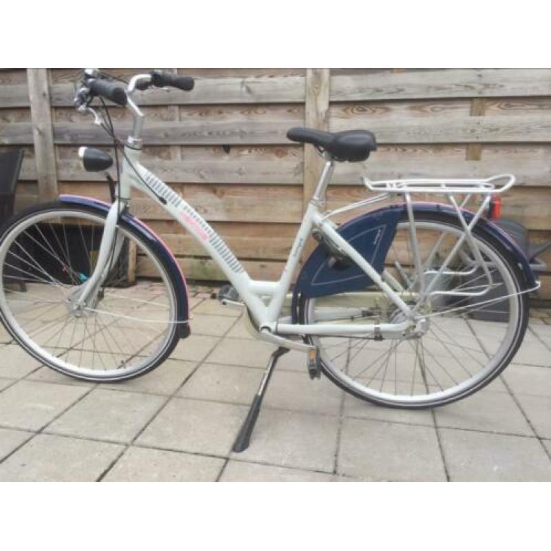 Te koop meiden damesfiets