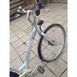 Te koop meiden damesfiets