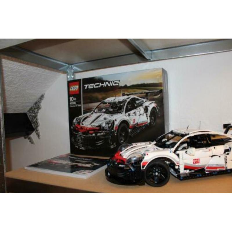 Lego Technic Porsche 911 RSR 42096