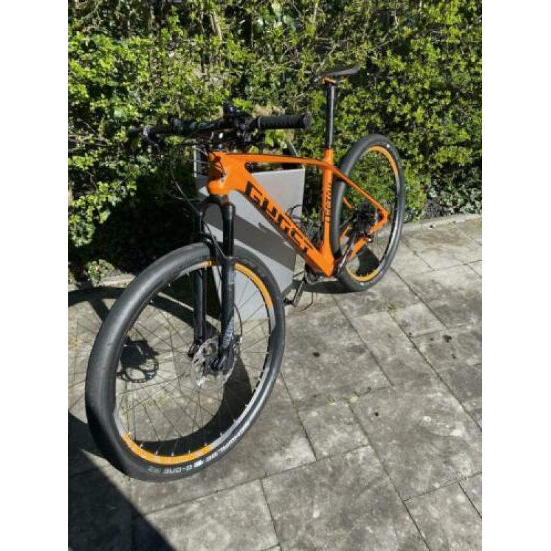 Ghost Lector 7 Full Carbon Oranje Mountainbike