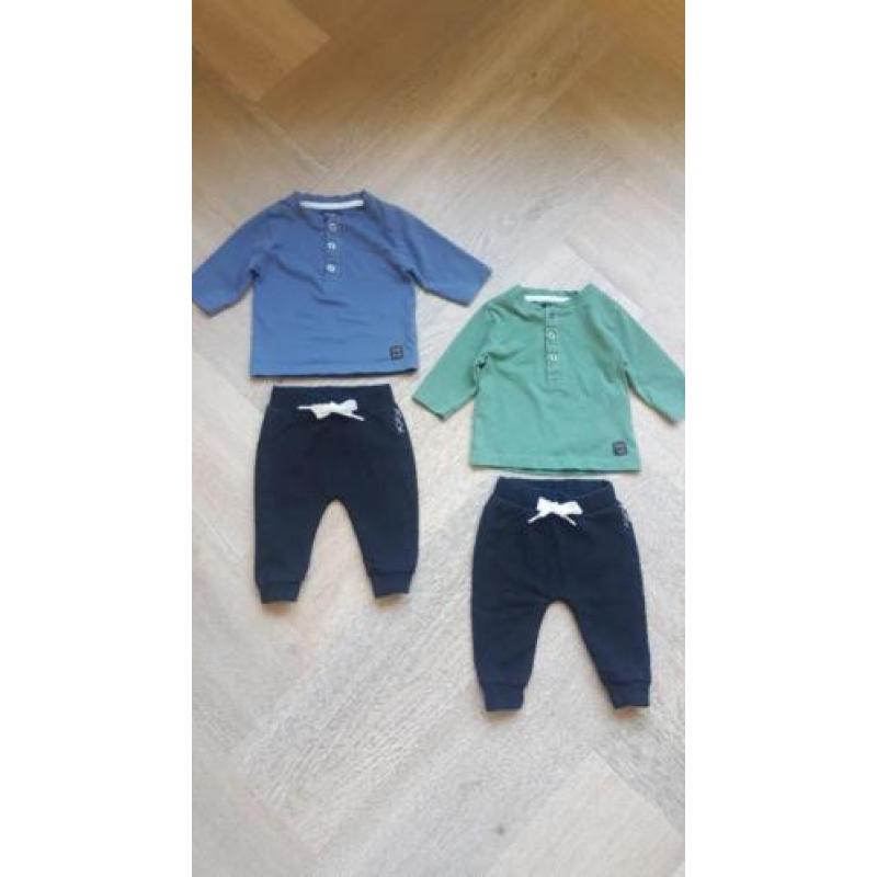 2 Setjes Babykleding maat 50 (tweeling)