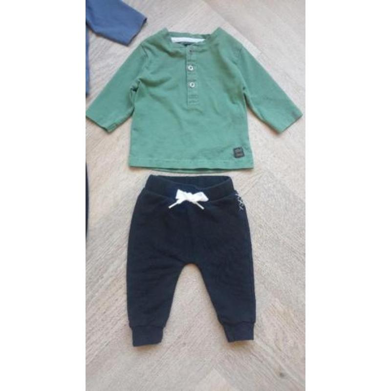 2 Setjes Babykleding maat 50 (tweeling)