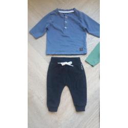 2 Setjes Babykleding maat 50 (tweeling)